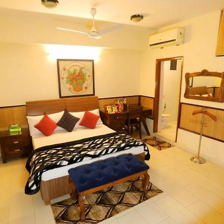Bhambri Expo House Greater Noida Exterior foto